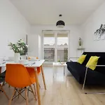 Modern In With Underground Parking By Renters