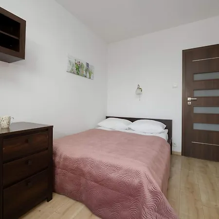 Modern In With Underground Parking By Renters *