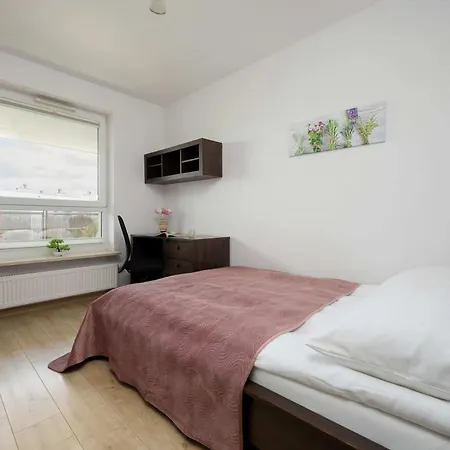 Modern In With Underground Parking By Renters